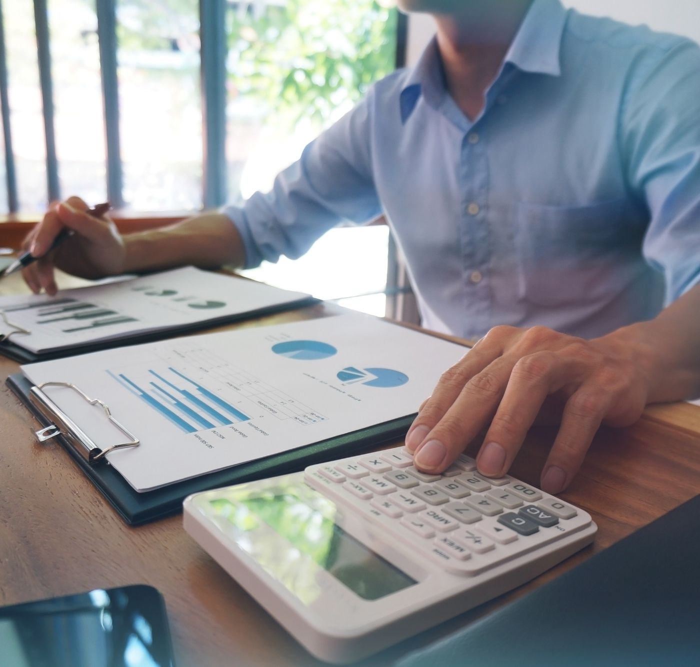 We advise you at your search for financing. FINCAS-MARTI 18-22,SL en Reus