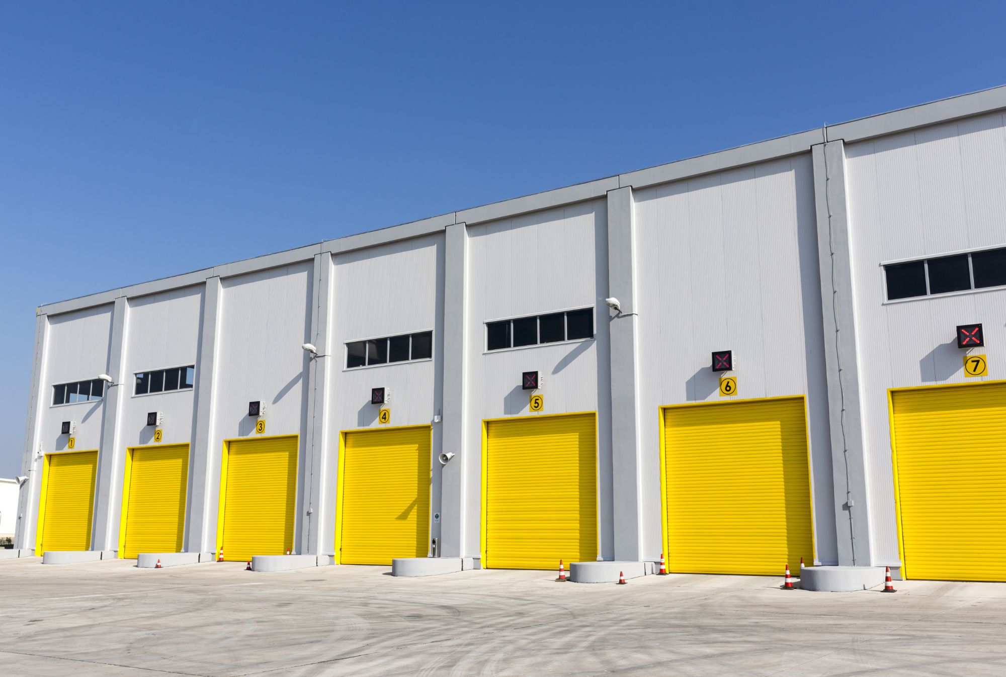 Warehouses and business. FINCAS-MARTI 18-22,SL en Reus