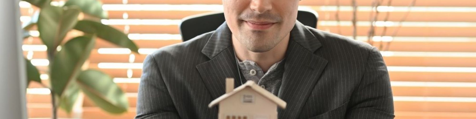 Confíe la venta de su inmueble en Inmobiliaria Fincas Marti. FINCAS-MARTI 18-22,SL en Reus Confíe la venta de su inmueble en Inmobiliaria Fincas Marti. FINCAS-MARTI 18-22,SL en Reus